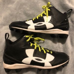 Men’s UnderArmour Cleats Sz 10